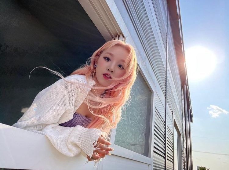 여자아이들 우기