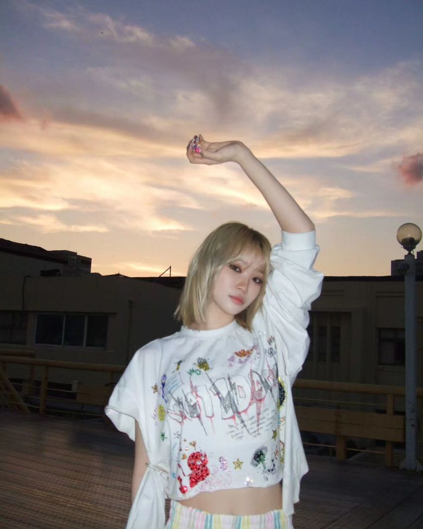 르세라핌 김채원,사쿠라,홍은채