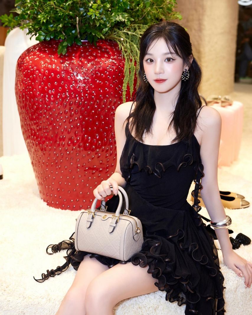 우기 (아이들) SNS