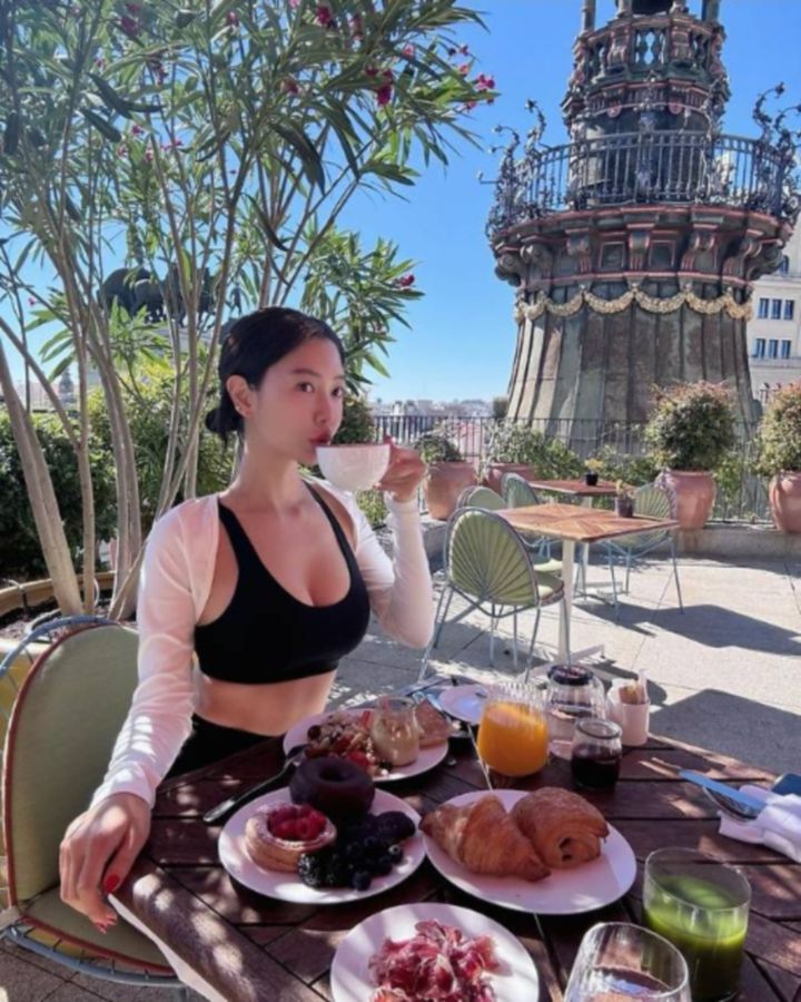 구라라 몸매 근황.jpg