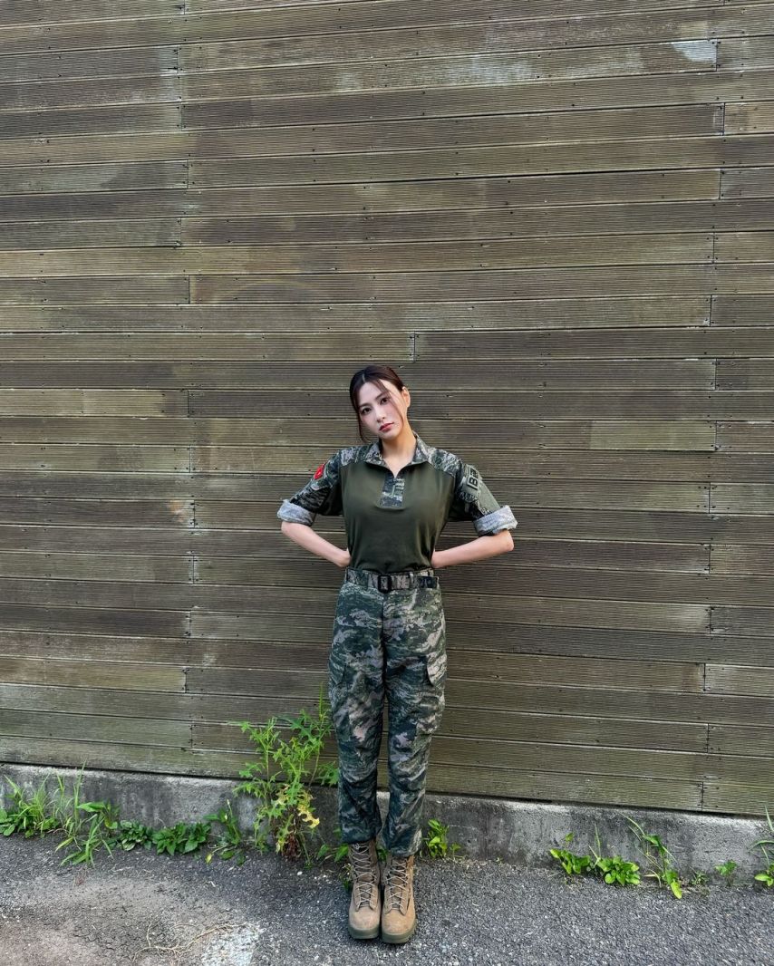 군복 입은 오하영