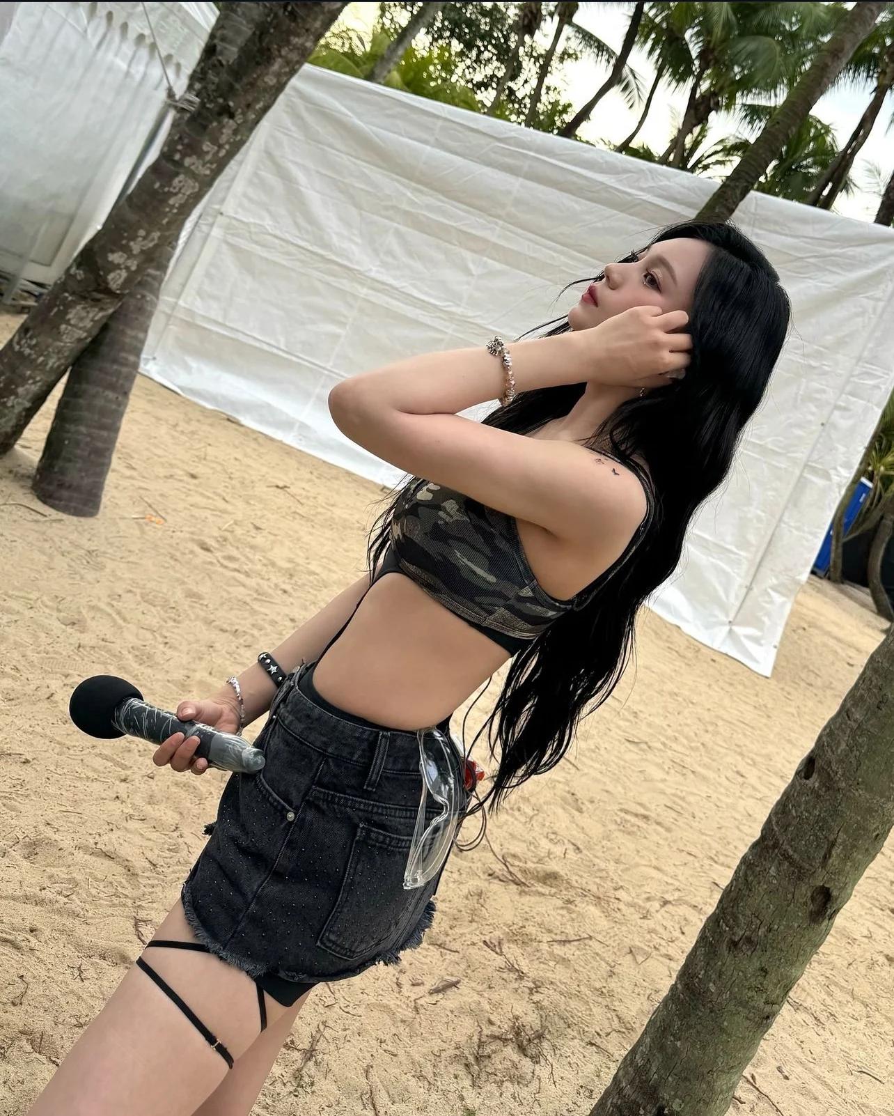 빻지라고 넷상에서 놀림당하던 여자친구 엄지 근황