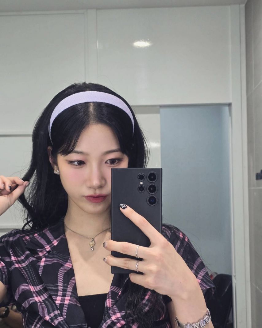 르세라핌 허윤진,카즈하,홍은채