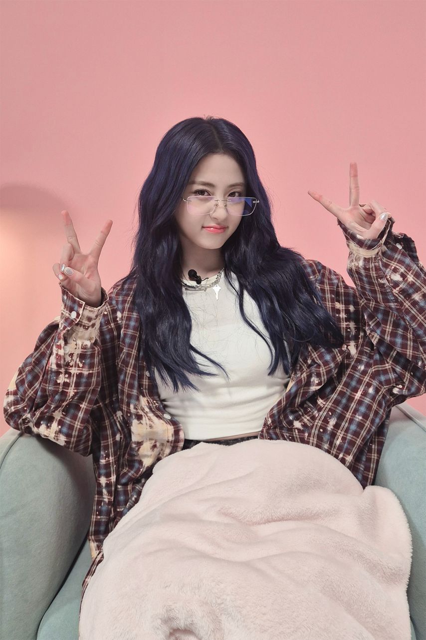 르세라핌 허윤진