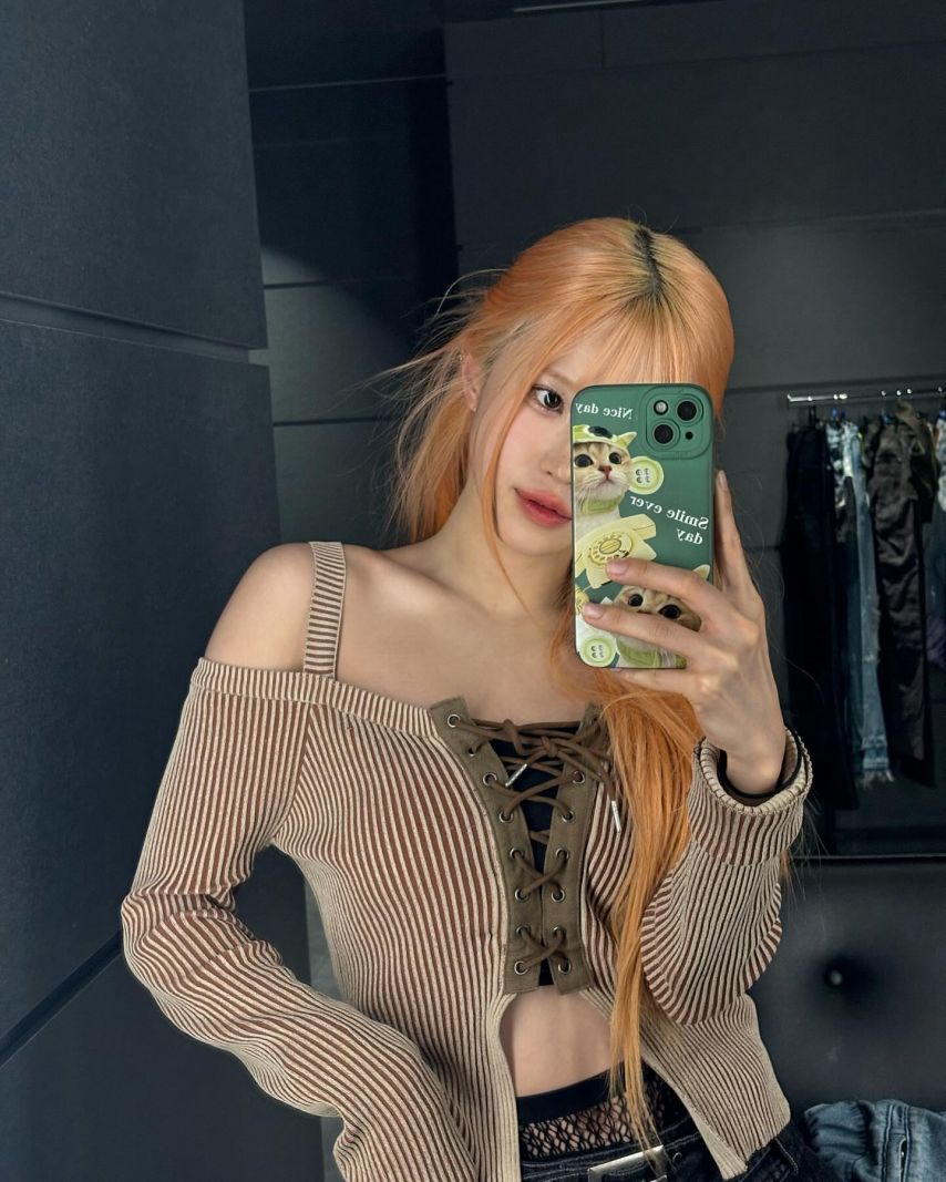 프로미스나인 송하영,백지헌