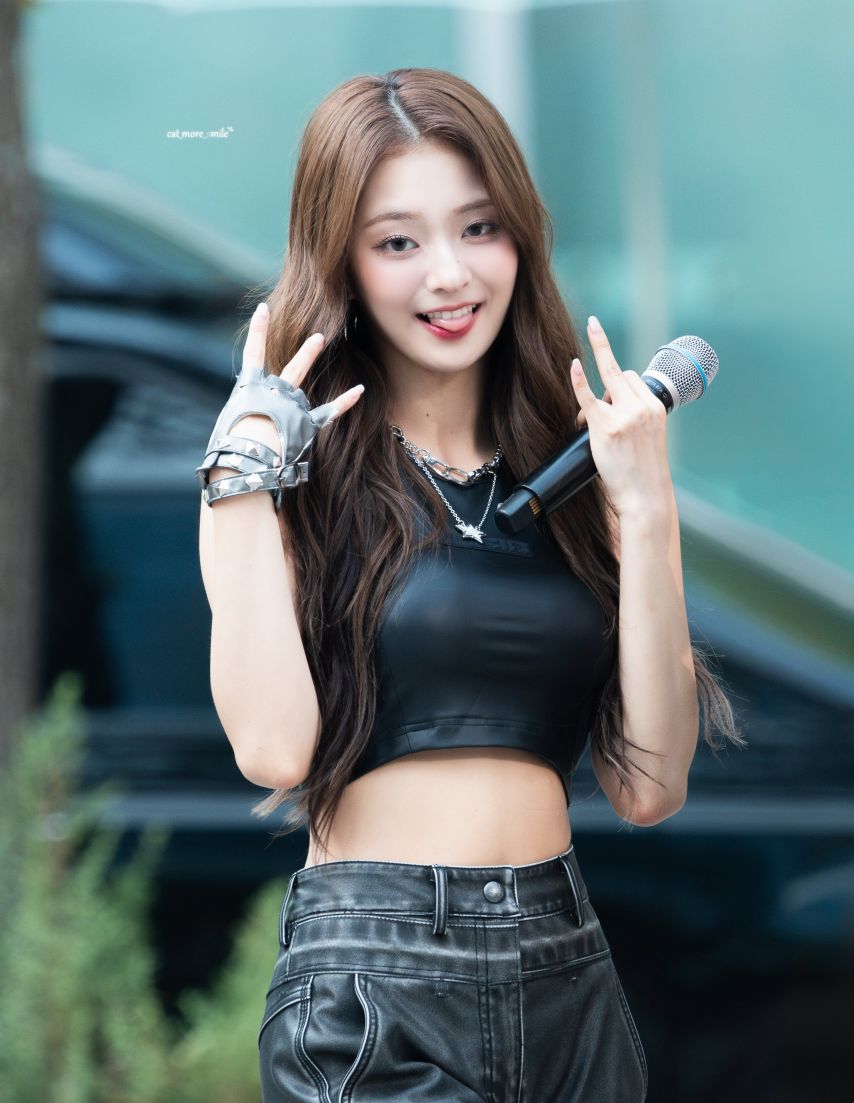 이나경 (프로미스나인)