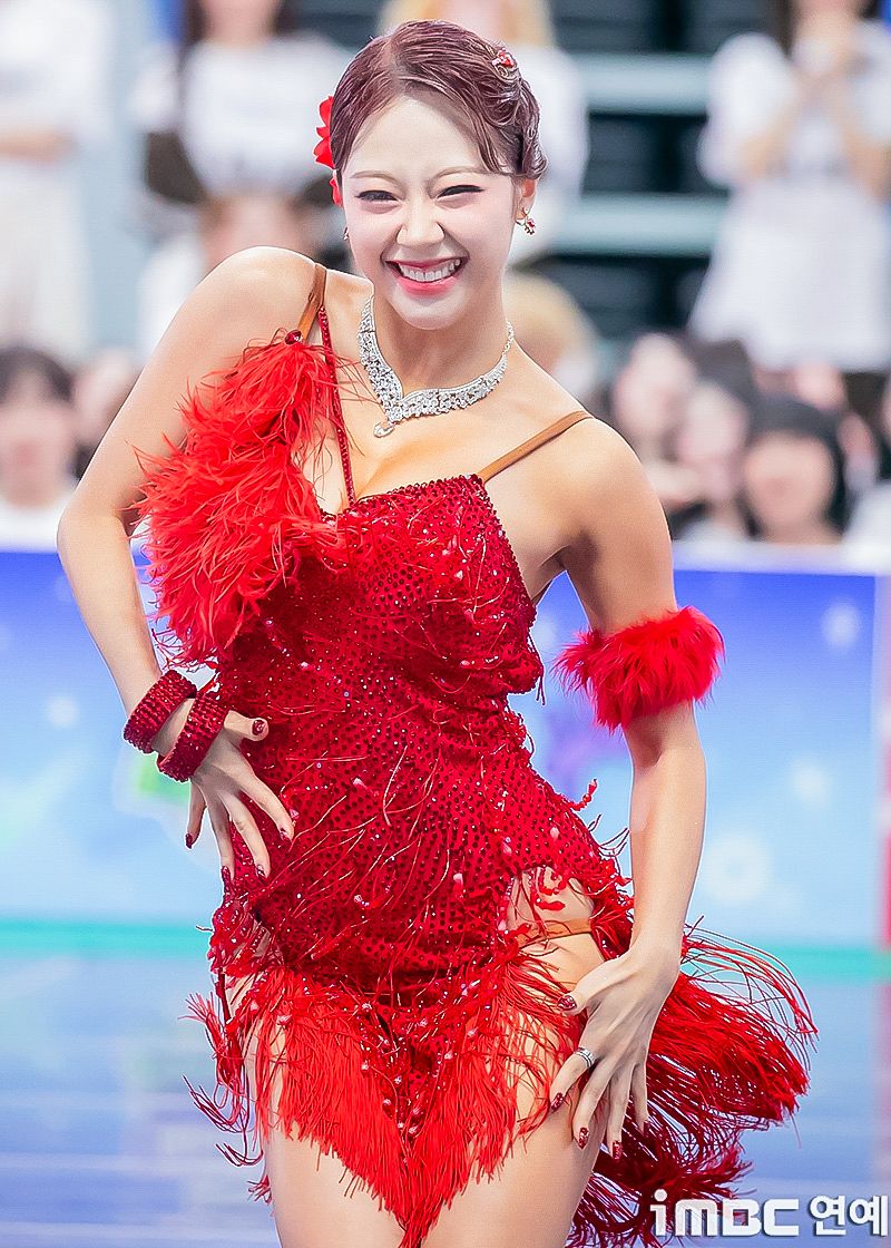 시그니처 지원(댄스스포츠), 셀린(계주) 아육대 현장포토