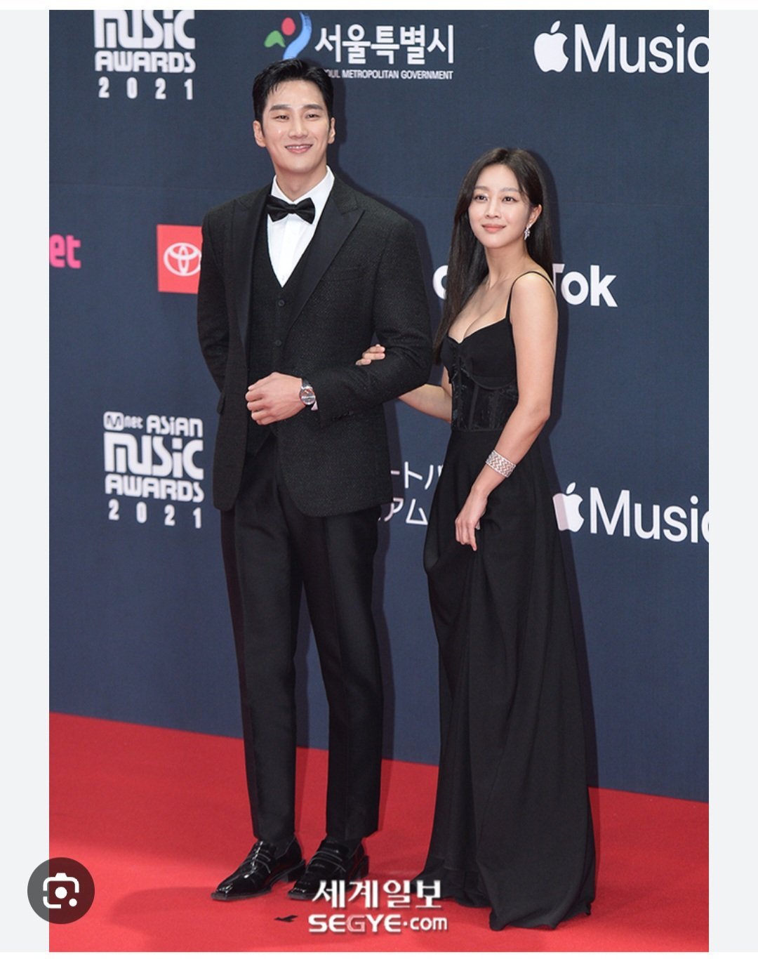 커뮤니티 난리났던 안보현 피지컬