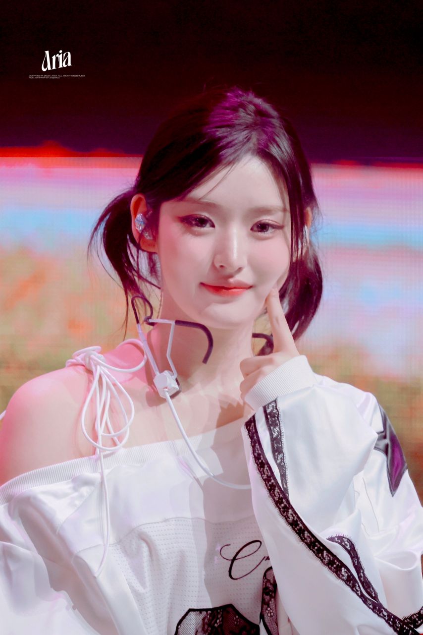 피프티피프티 아테나