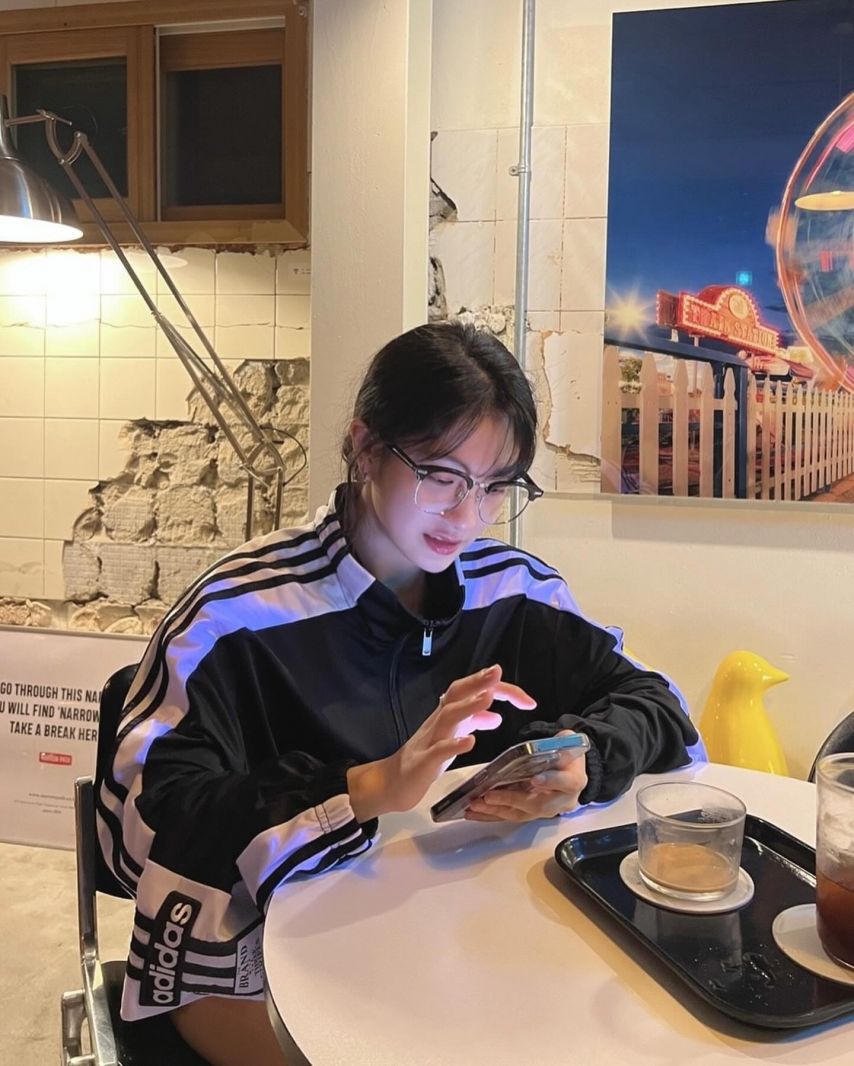 프로미스나인 이서연,백지헌