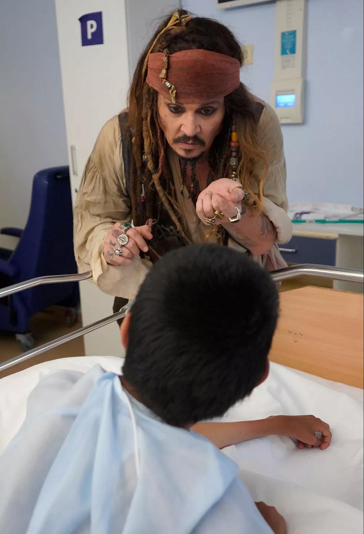 조니뎁 제일 최신 근황