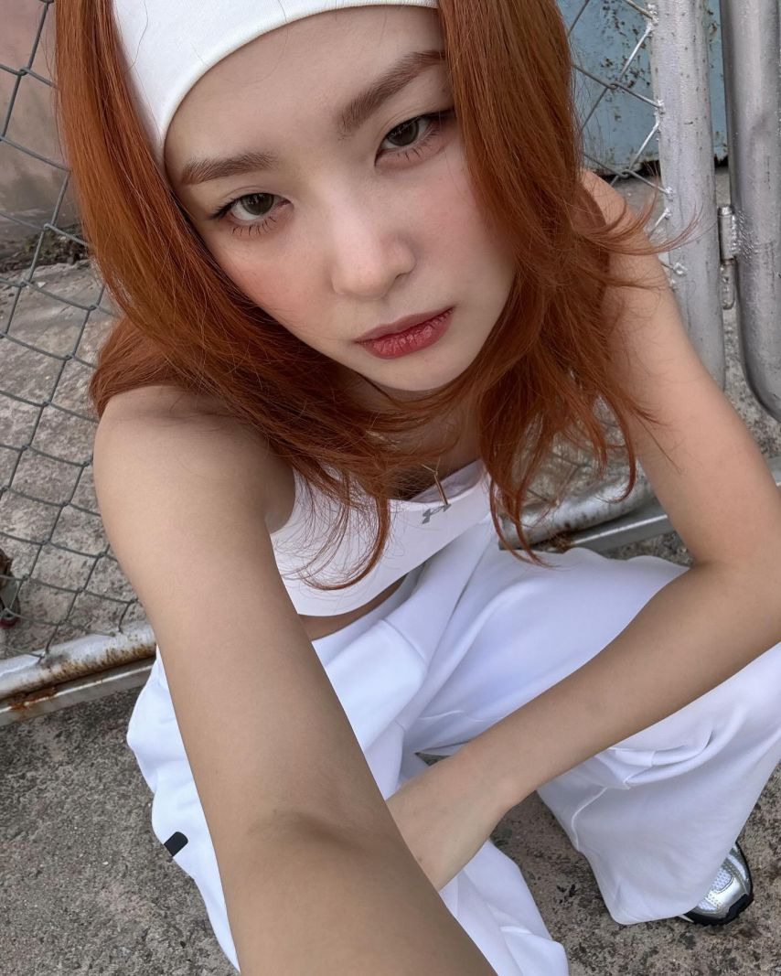 레드벨벳 슬기 언더아머 화보 스포츠브라 + 레깅스 Y존 (고화질)