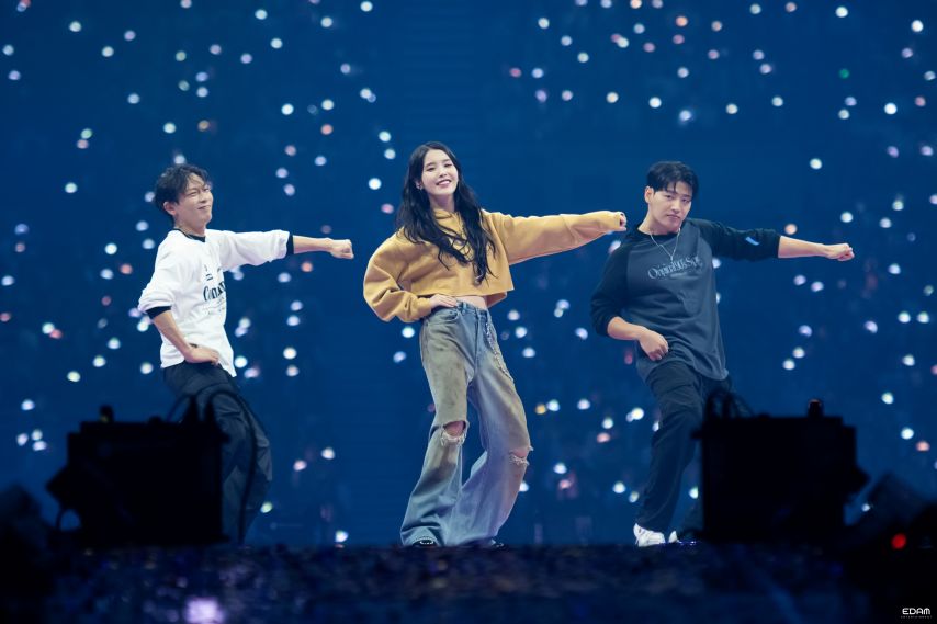 아이유 2023 팬콘서트 모음4