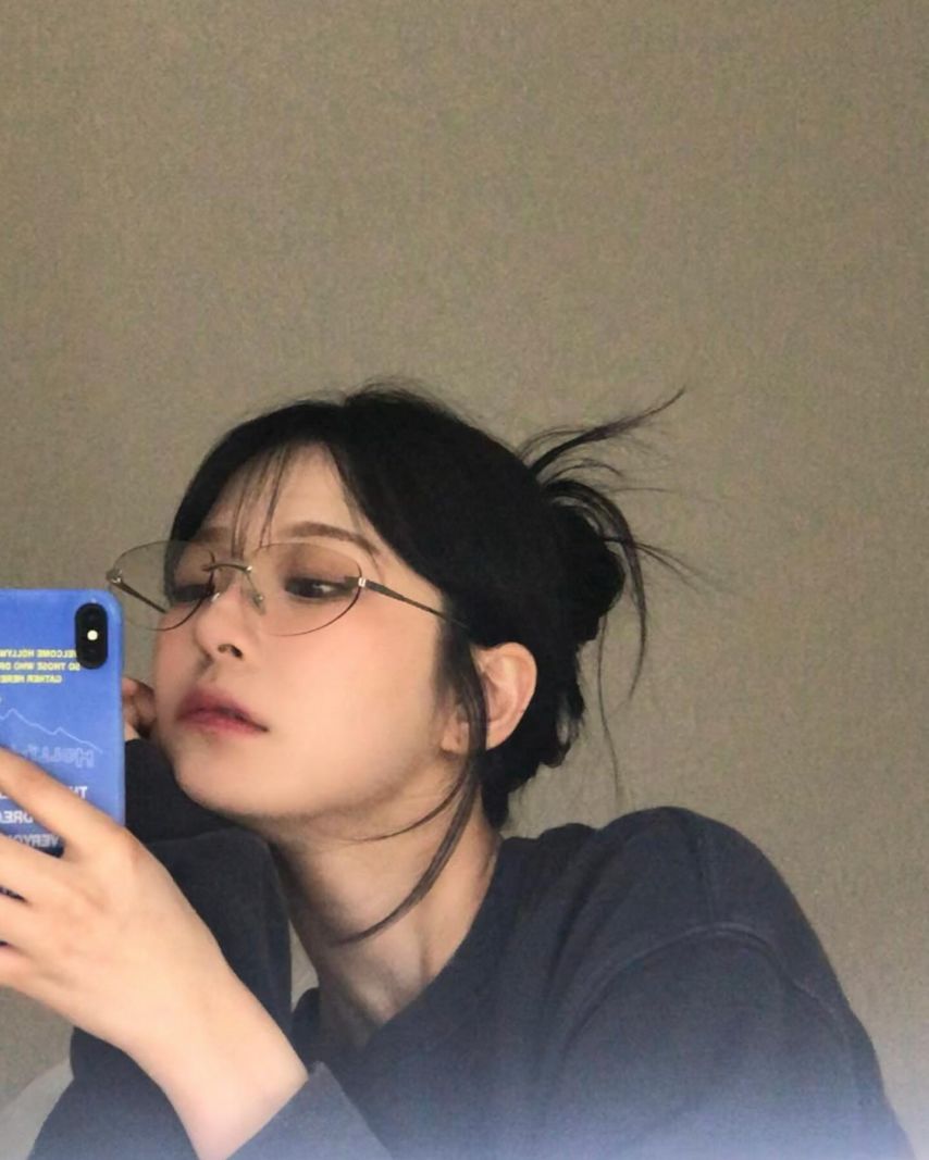 프로미스나인 백지헌