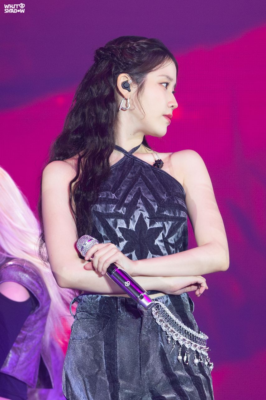 아이유 월드투어 콘서트 모음