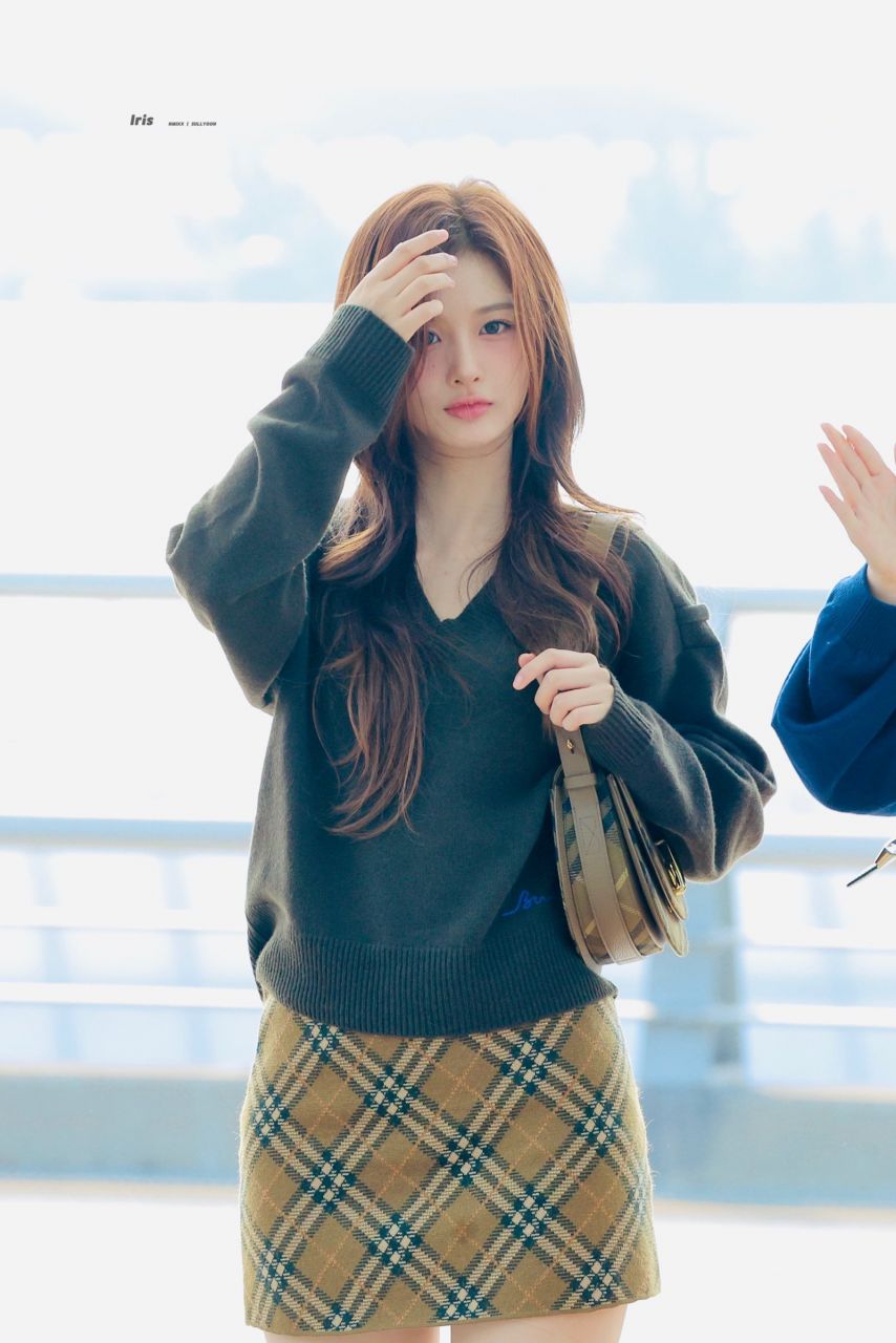 출국하는 엔믹스 설윤