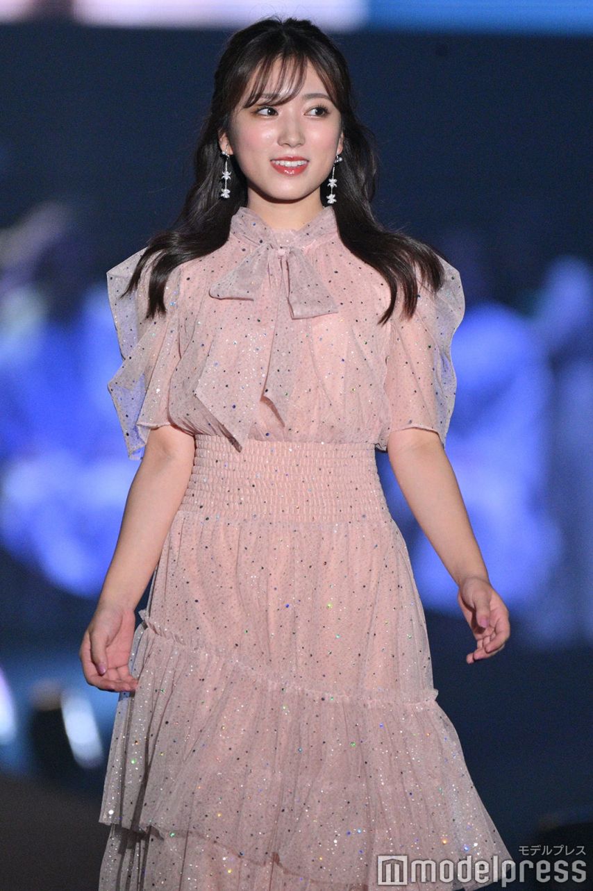 [아이즈원] 나코  ...  히토미