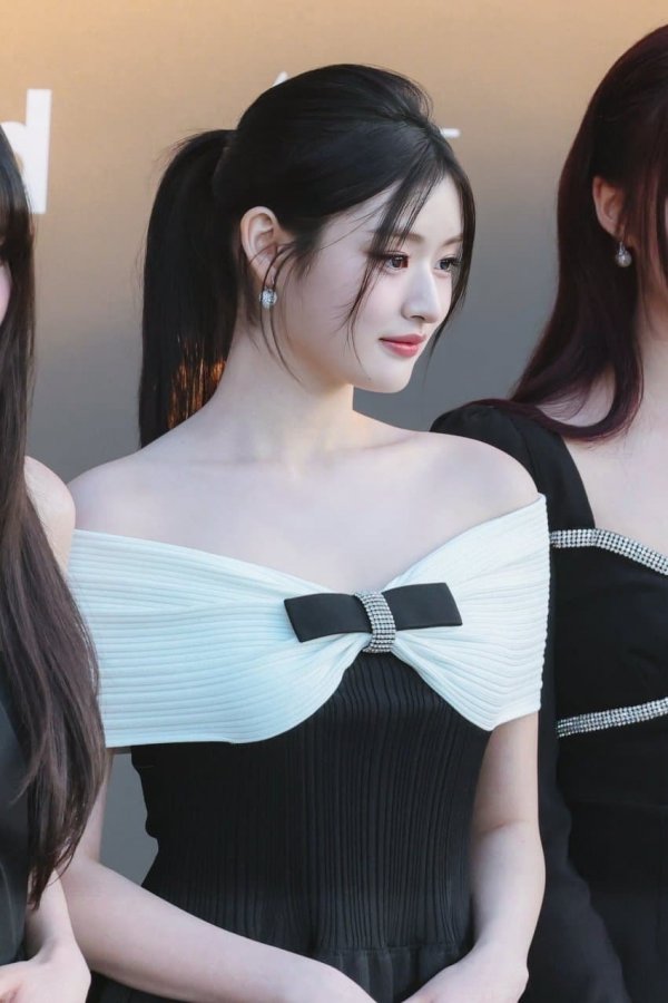 피프티피프티 아기뱁새 아테나