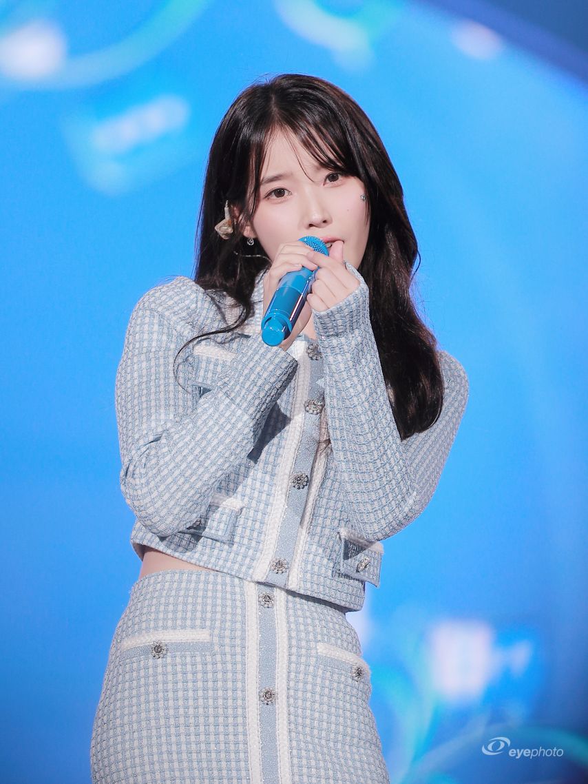 아이유 230917 우리모모콘