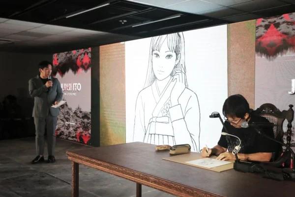 한복 입은 토미에 그린 이토 준지