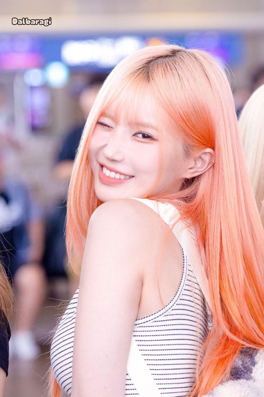 프로미스나인 송하영