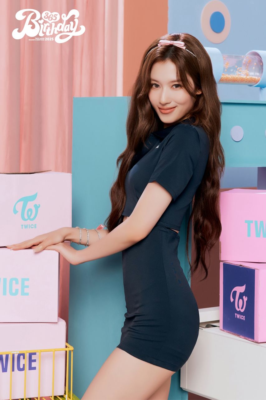 트와이스 TWICE JAPAN SEASON’S GREETINGS 2025 “Birthday365” 사나