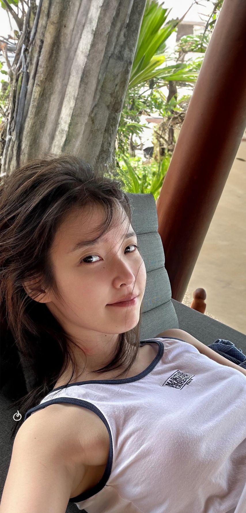 아이유 인스타그램 모바일 배경화면