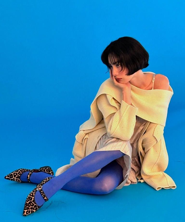 나나, 아찔한 스타킹 매력