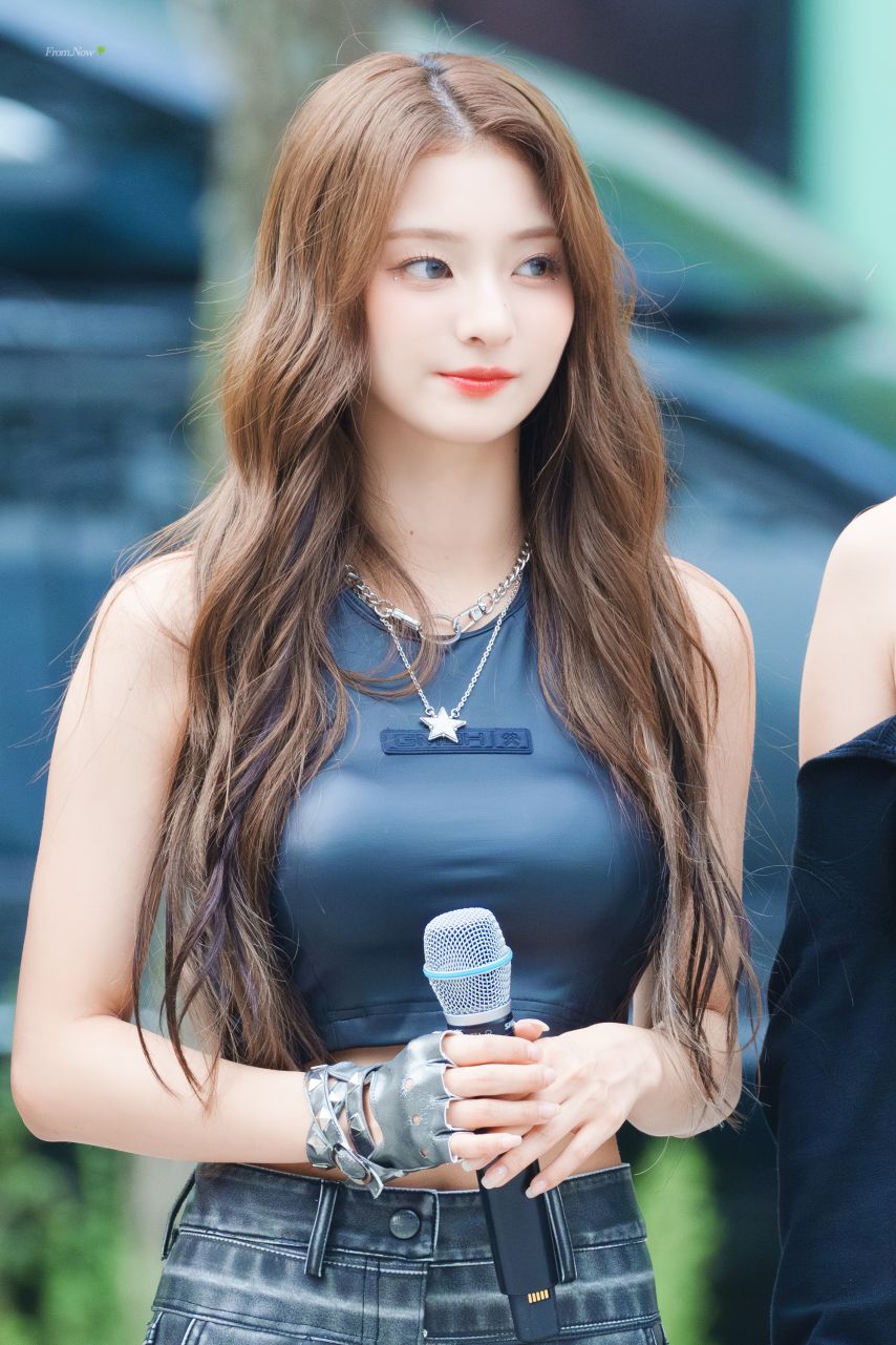 프로미스나인 이나경
