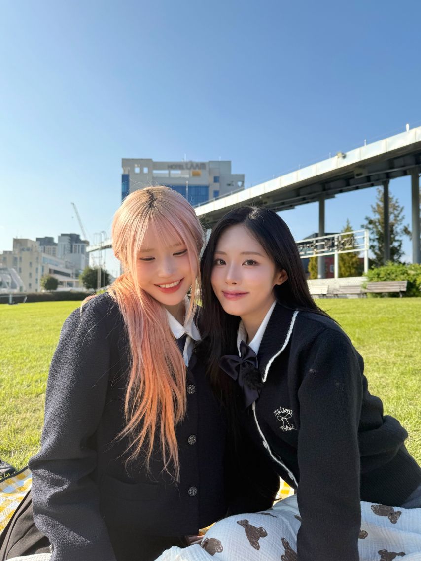 프로미스나인 송하영,박지원,백지헌