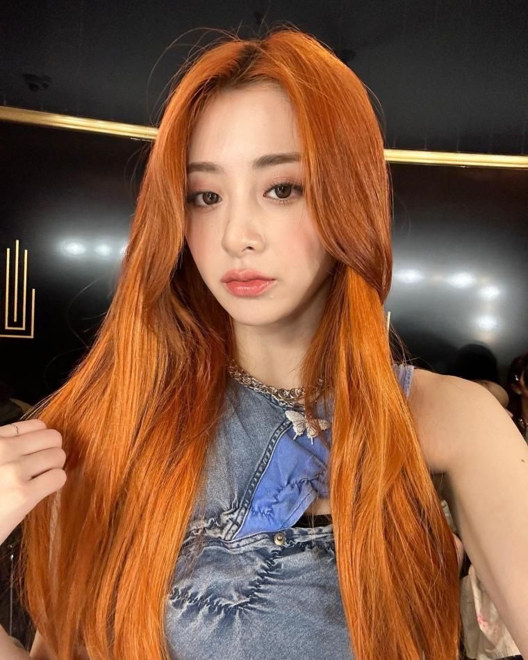 르세라핌 허윤진