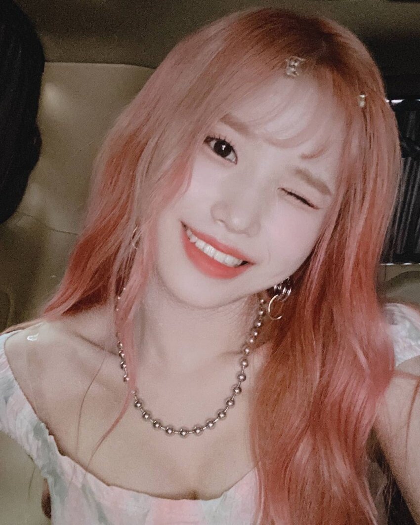 프로미스나인 하영