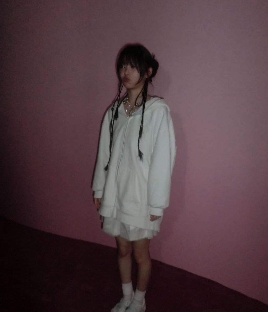 ILLIT(아일릿) 모카