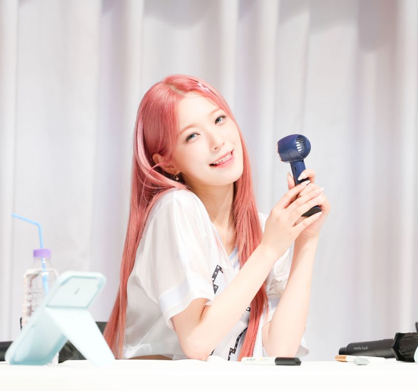 프로미스나인 백지헌