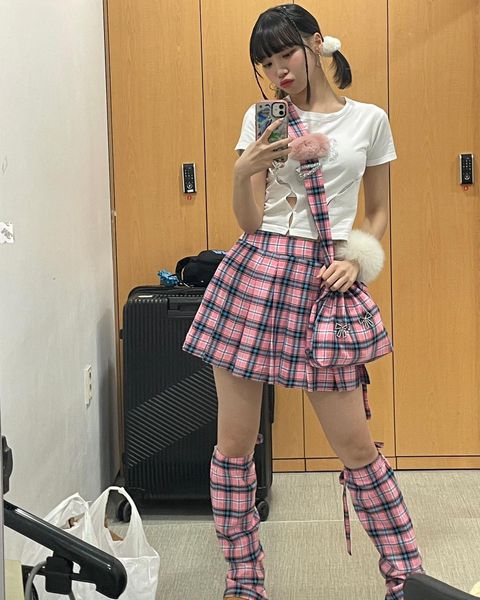 한때 세기말 갬성에 빠졌던 김채원