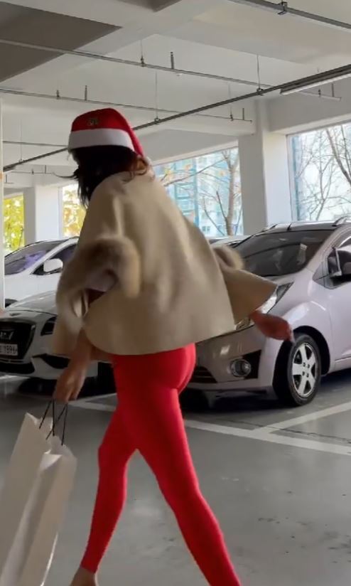 ㅇㅎ) 산타 복장한 오또맘