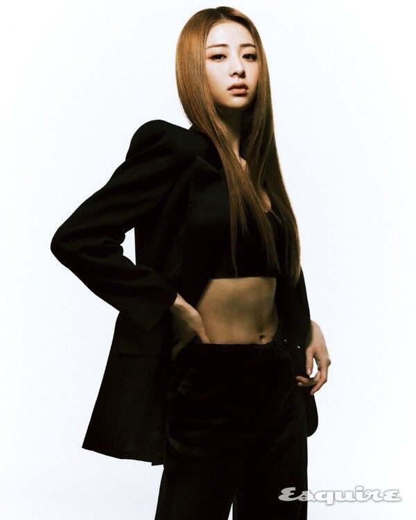 르세라핌 허윤진