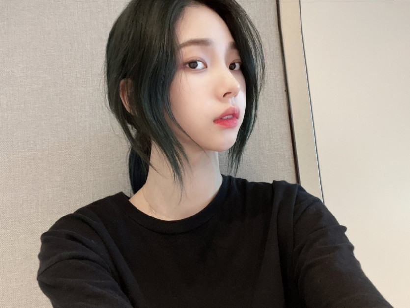 내추럴한 에스파 카리나