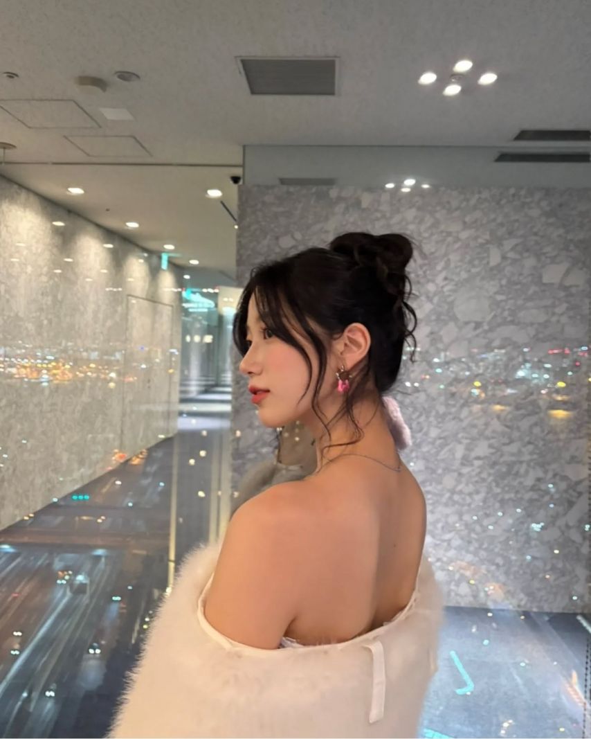 오프숄더 카즈하