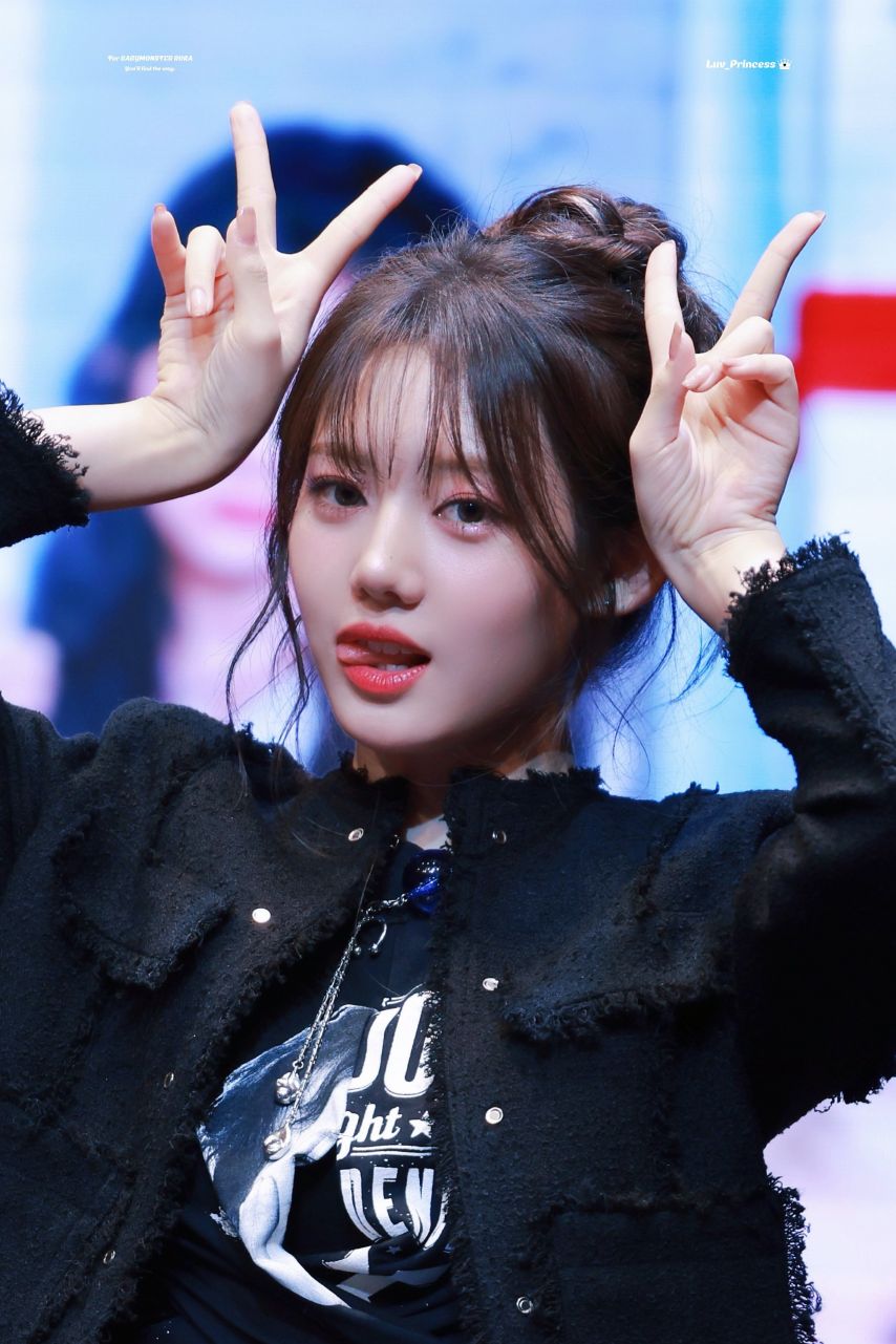 베이비몬스터 로라