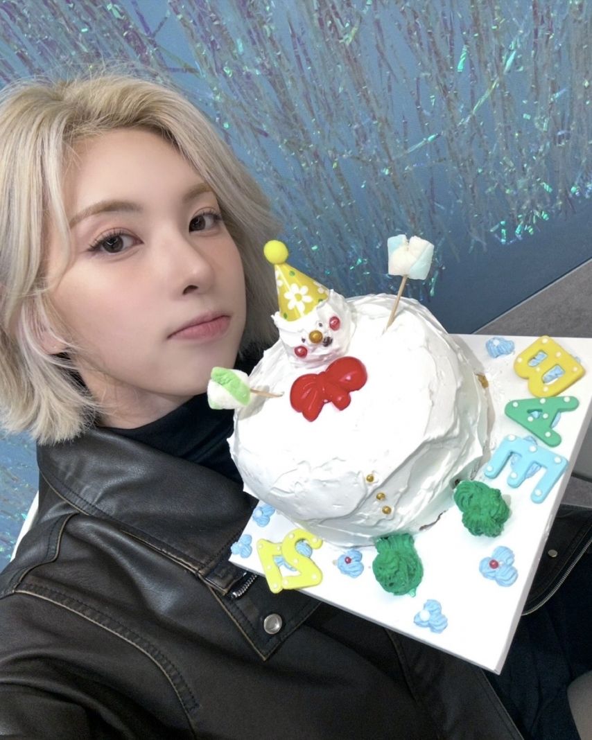 엔믹스 배이 _ 배이 (설윤,릴리,해원,규진)