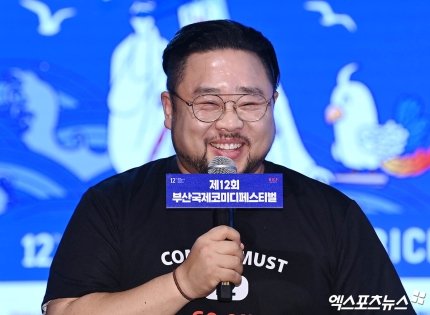 '이혼' 송영길 "결혼 실패, 남은 건 두 아들…전처와 안 본지 오래" (인터뷰)