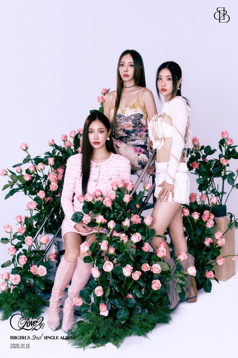 브브걸, 싱글 'LOVE 2' 단체 콘셉트 포토