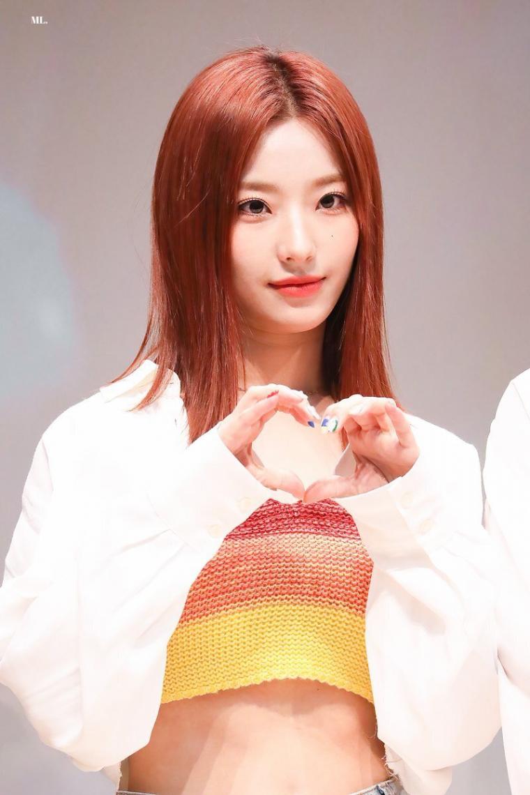 프로미스나인 이새롬