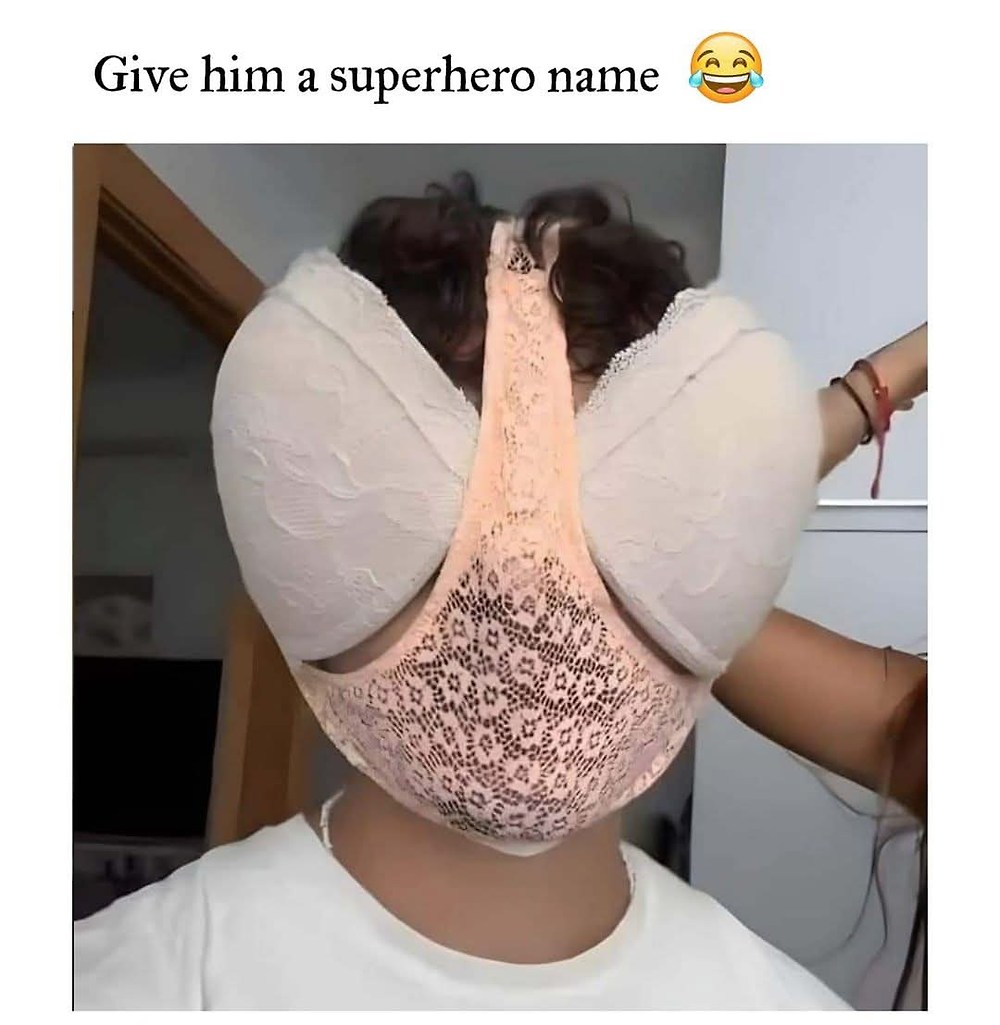 슈퍼히어로 이름을 지어줘