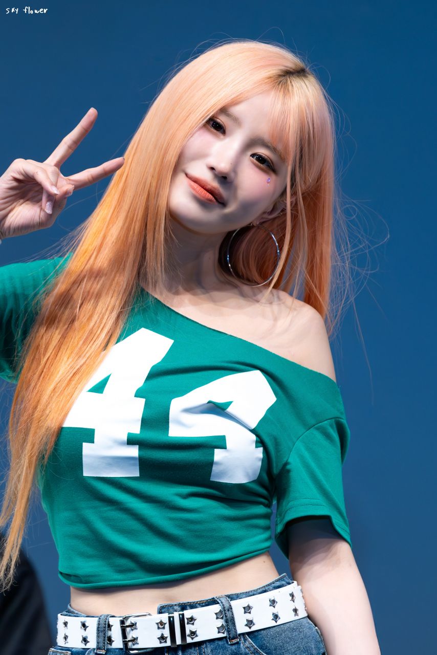 프로미스나인 송하영