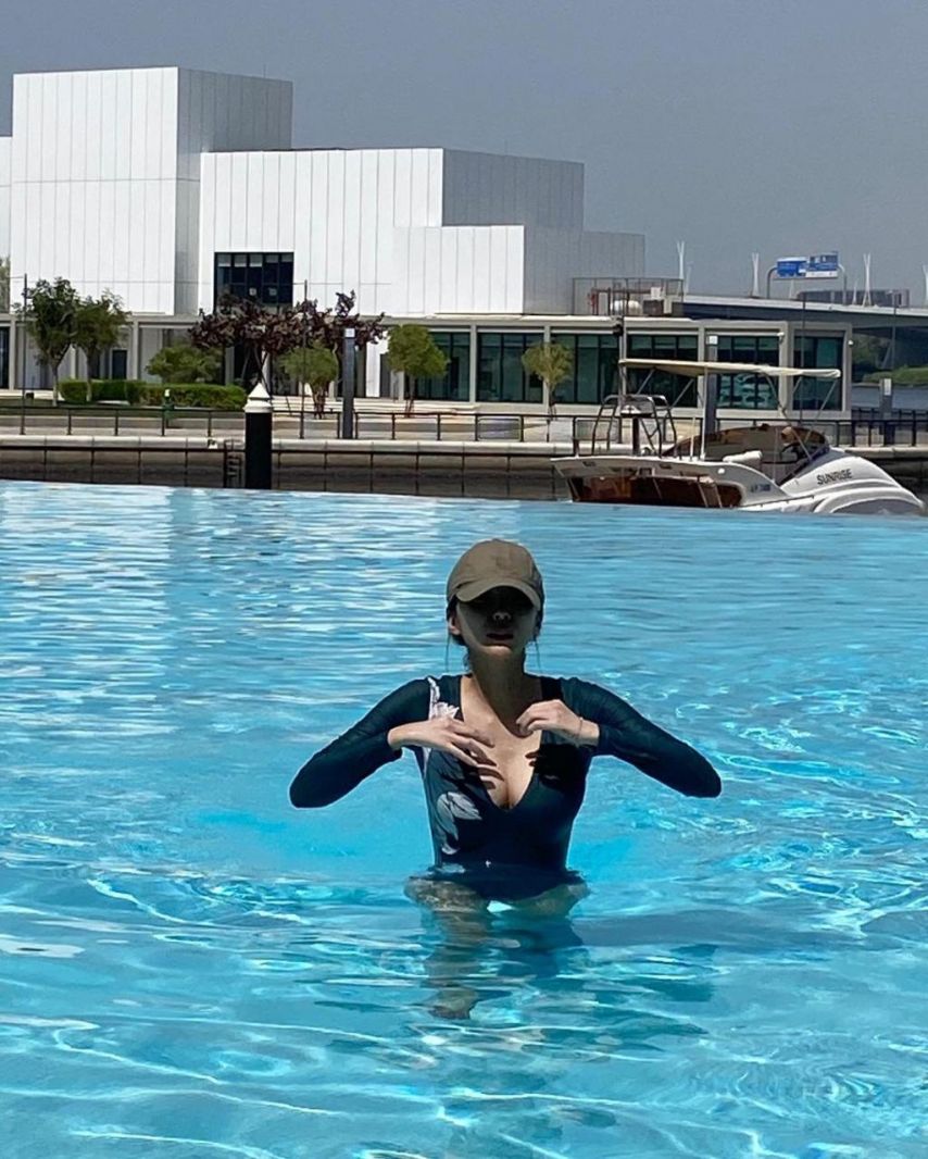 수영복 입은 헤이즈 반전 글래머 몸매