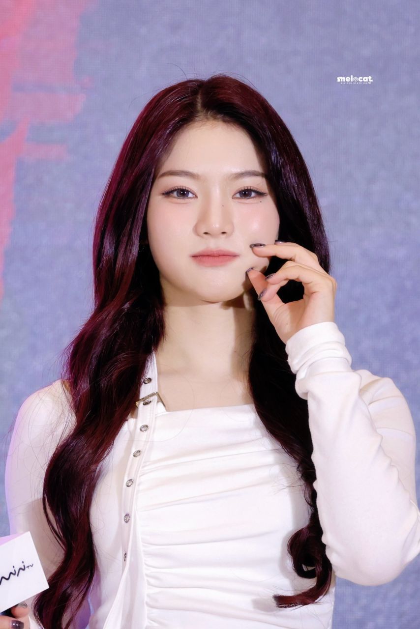 스테이씨 아이사