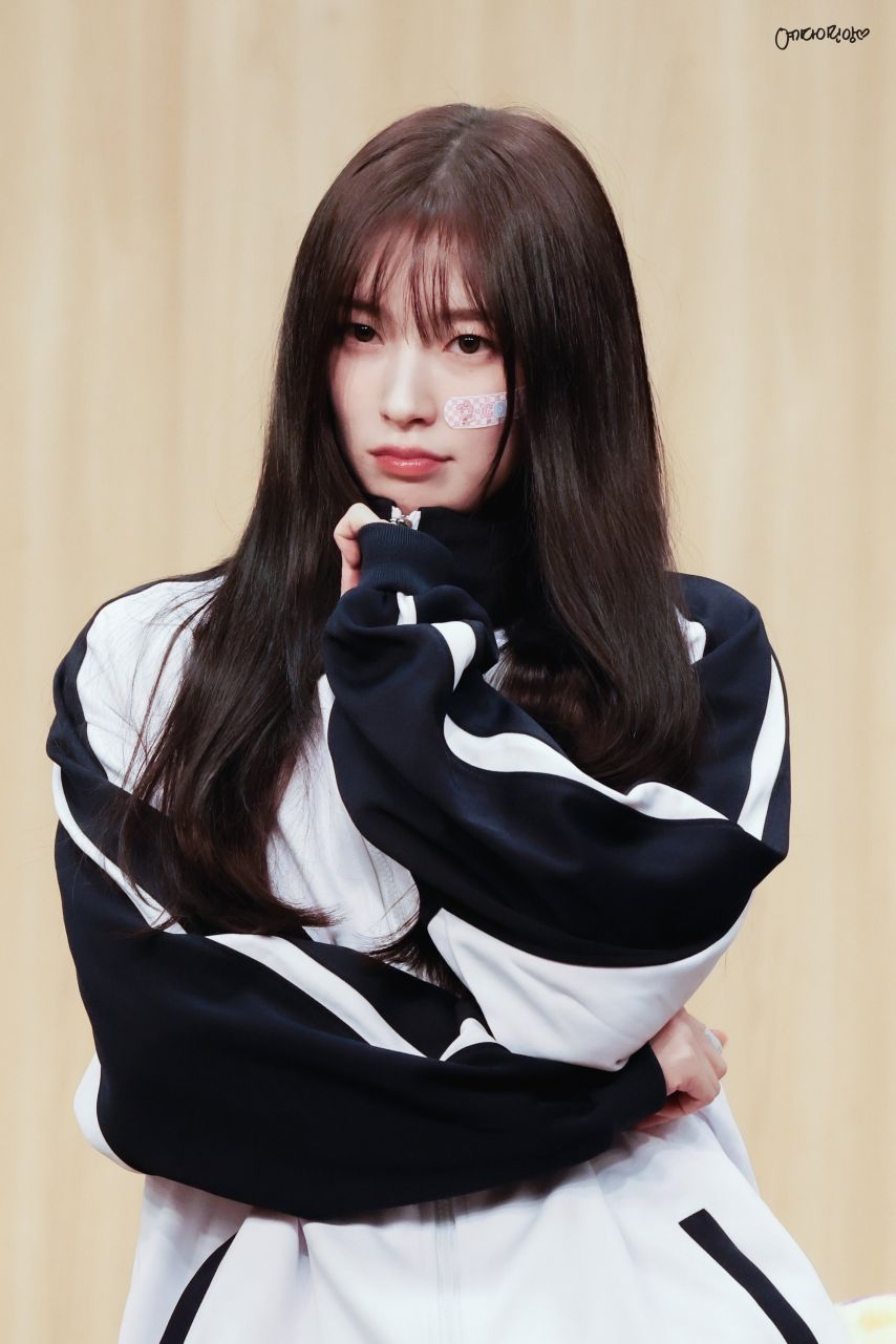 아린 효정 오마이걸 250126_ 효정 볼륨을높여요