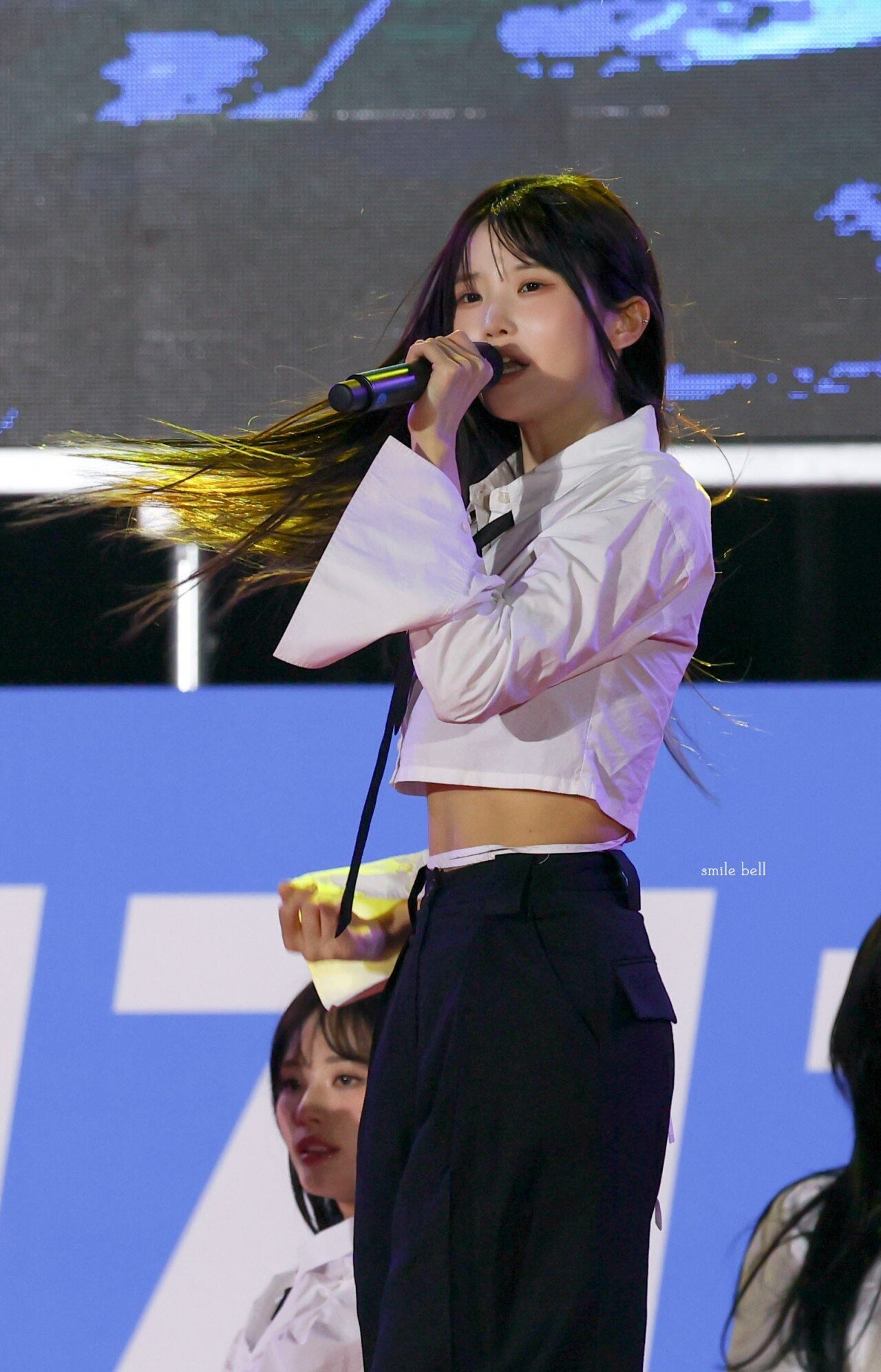 프로미스나인 하영